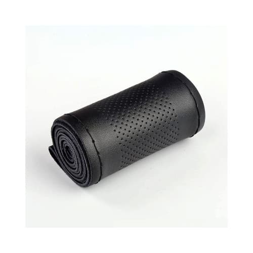 Husa volan cu ac si ata  imitatie piele  cu gaurele , marime M, culoare Negru  Cod: WK-1001