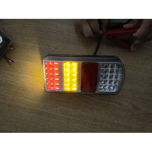 Lampa stop camion DF TRL006 LED 12V 2