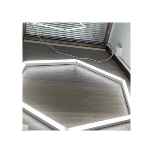 Set lumini LED hexagonale 42W 6000K alb rece pentru garaj/atelier Cod: HEX4 3