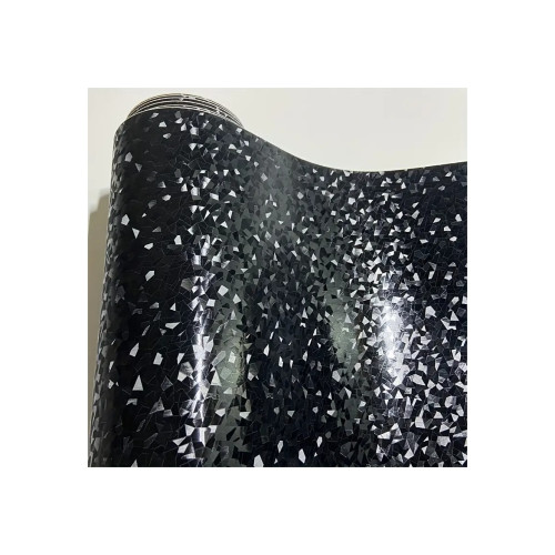 Folie auto autocolant PVC negru cu model 3D 1.52m x 1m cu tehnologie eliminare bule Cod: KM1009